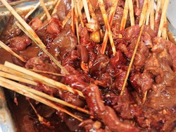 8 Resep Bumbu Sate Daging Sapi Sebelum Dibakar, Simpel dan Praktis