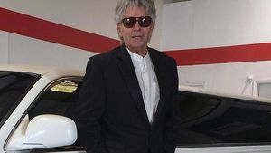 Sosok Mike Hughes yang Meninggal Saat Buktikan Bumi Datar