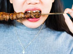 Ini Risiko Terlalu Sering Konsumsi Makanan yang Dibakar