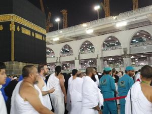 Konsentrasi Jemaah Haji Indonesia Terpecah