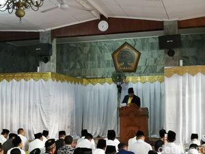 Airlangga Refleksikan Momen Idul Adha Sebagai Pengingat Berpolitik Bersih