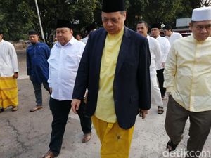 Airlangga, TGB dan Agung Laksono Hadiri Salat Idul Adha di DPP Golkar