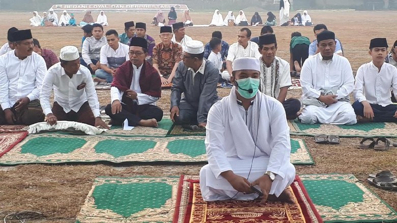 Salat Idul Adha di Pekanbaru Dikepung Kabut Asap
