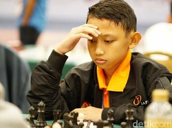 Dua Pelajar Kota Malang Raih Emas dari Kejuaraan Catur Asia