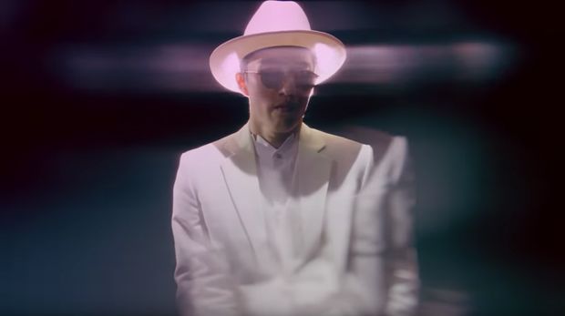 Zion.T, Usaha Keras Sang Musisi Introvert