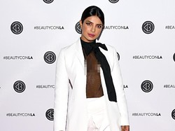 Curhat Priyanka Chopra, Pernah Diminta Operasi Payudara agar Karier Lancar
