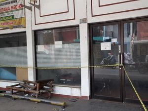 Polisi Amankan Pasien yang Gugurkan Kandungan di Klinik Aborsi Tambun Polisi Amankan Pasien yang Gugurkan Kandungan di Klinik Aborsi Tambun