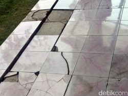 Rumah Warga Retak Diduga Akibat Ledakan Tambang di Sukabumi