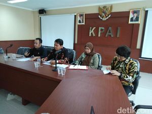 KPAI Minta Walikota Tangsel Tanggung Jawab Atas Kematian Paskibra AQ KPAI Minta Walikota Tangsel Tanggung Jawab Atas Kematian Paskibra AQ