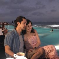 Hamil Naik Pesawat ke Inggris, Kaki Kimberly Rider Bengkak Banget