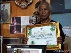 Kisah Suwondo, Pensiun Dini demi Hijaukan Pesisir Blitar Selatan