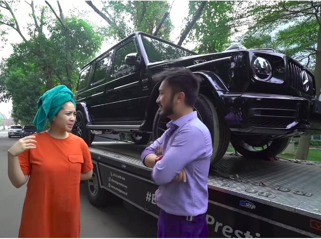 Mobil Baru Lagi Nih, Raffi Ahmad Beli Mercy Rp 5 Miliar Mobil Baru Lagi Nih, Raffi Ahmad Beli Mercy Rp 5 Miliar