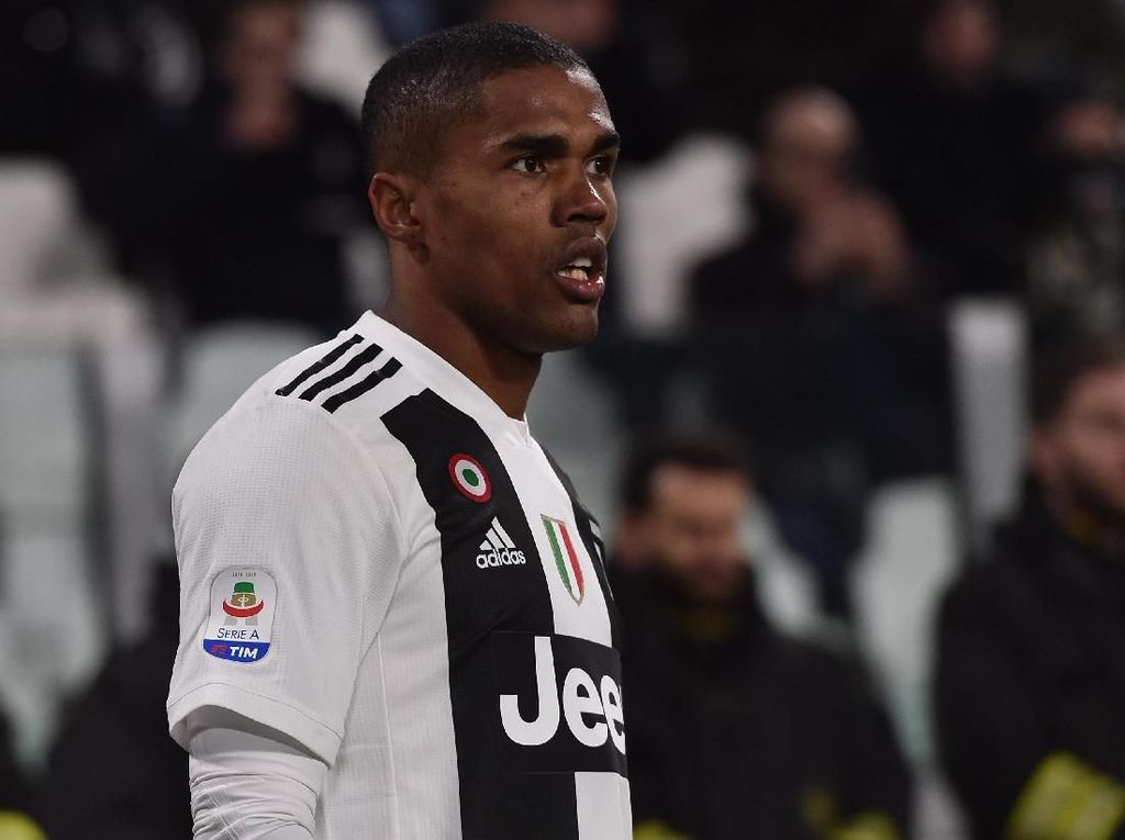 Juventus Pinjamkan Douglas Costa Lagi: Dari Bayern ke Gremio Juventus Pinjamkan Douglas Costa Lagi: Dari Bayern ke Gremio