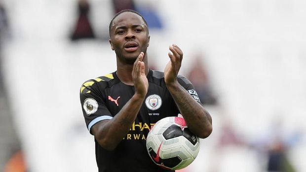 Pencoretan Sterling dari Timnas Inggris Dinilai Berlebihan
