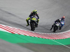 Rossi Terpaksa Pelan Hingga Tak Bisa Beradu Dapat Podium