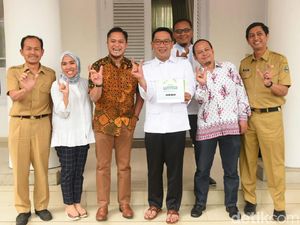 Ridwan Kamil Gandeng Aplikasi Umma untuk Program Keagamaan di Jabar Ridwan Kamil Gandeng Aplikasi Umma untuk Program Keagamaan di Jabar