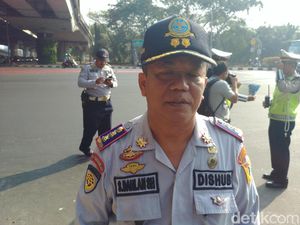 Warga Protes Ganjil-Genap di Pramuka Jaktim, Dishub: Alasannya ke RSCM Warga Protes Ganjil-Genap di Pramuka Jaktim, Dishub: Alasannya ke RSCM