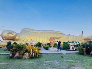 Ilmuwan Temukan Harta Karun Berusia 1.300 Tahun, Terkubur di Bawah Patung Buddha Ilmuwan Temukan Harta Karun Berusia 1.300 Tahun, Terkubur di Bawah Patung Buddha