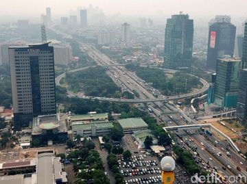 Memotret Polusi Ibu Kota Jakarta dengan Kamera Ponsel