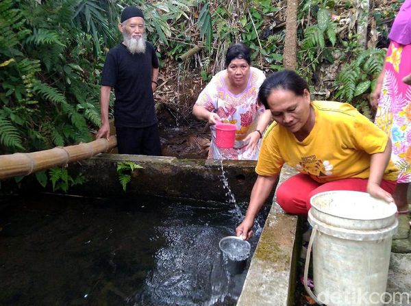Sumur di Ciamis Ini Dipercaya Bisa Sembuhkan Anak Nakal Lho