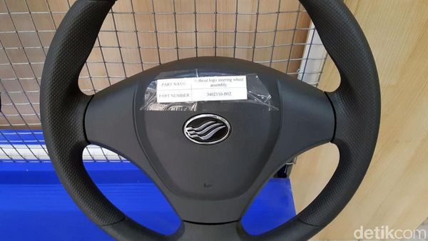 Intip Jeroan Mobil Esemka
