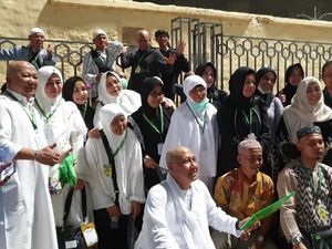 Tenda Besar untuk Jemaah Haji Khusus Maktour di Mina