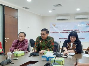 Zohri-Iwan Fals Bakal Diberi Penghargaan Apresiasi Pancasila oleh BPIP Zohri-Iwan Fals Bakal Diberi Penghargaan Apresiasi Pancasila oleh BPIP