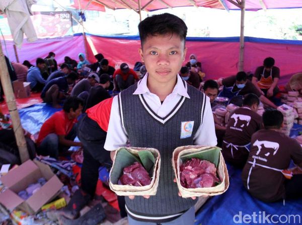 Antusias Pelajar di Bandung saat Berkurban