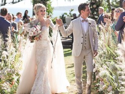 Matt Bellamy Muse Resmi Nikah dengan Model di Malibu