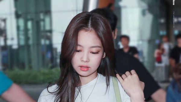 Langsing Banget, Ini 10 Artis Korea Pemilik Pinggang Semut