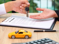 Nggak Bikin Ribet, Ini 4 Tips Biar Untung Kredit Mobil