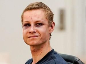 Pelaku Penembakan Masjid Norwegia Hadir di Pengadilan dengan Wajah Memar Pelaku Penembakan Masjid Norwegia Hadir di Pengadilan dengan Wajah Memar