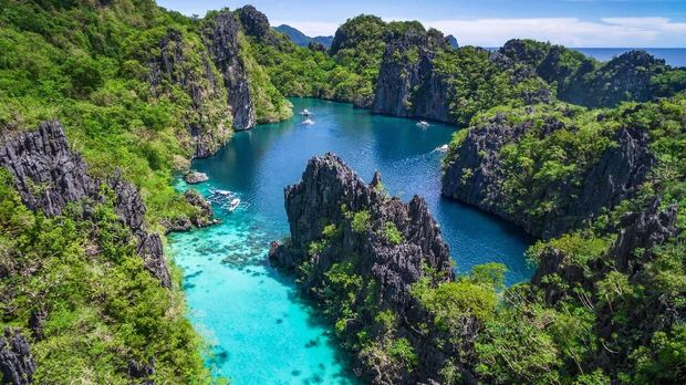 6 Pantai Eksotis di Filipina Selain Boracay