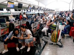 Kemlu Buka Layanan Helpdesk bagi WNI di Bandara Hong Kong