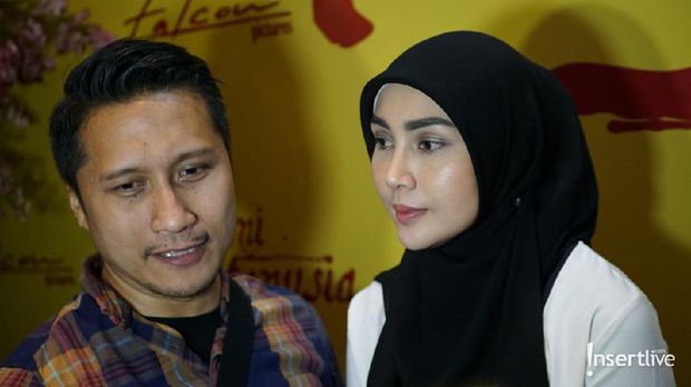 Fenita Arie dan Arie Untung