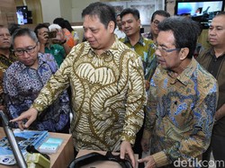 Baterai Mobil Listrik Berat Kalau Digotong, Harus Dibuat Lokal