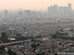 Polusi Makin Parah di Jakarta, BBM Beroktan Rendah Harus Disetop Polusi Makin Parah di Jakarta, BBM Beroktan Rendah Harus Disetop