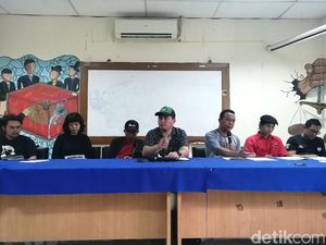Ribuan Buruh Gelar Aksi Tolak Revisi UU Ketenagakerjaan Jumat 16 Agustus Ribuan Buruh Gelar Aksi Tolak Revisi UU Ketenagakerjaan Jumat 16 Agustus