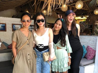 7 Gaya Mewah Sosialita Malaysia yang Kakaknya Digosipkan Pacari Luna Maya