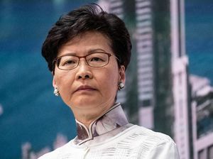 Fakta Mengenai Carrie Lam, Pemimpin Wanita yang Diserbu Pendemo di Hong Kong Fakta Mengenai Carrie Lam, Pemimpin Wanita yang Diserbu Pendemo di Hong Kong