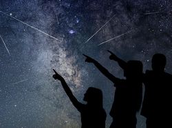 Daftar Fenomena Langit Sepanjang November 2022, Jangan Terlewat Ya!