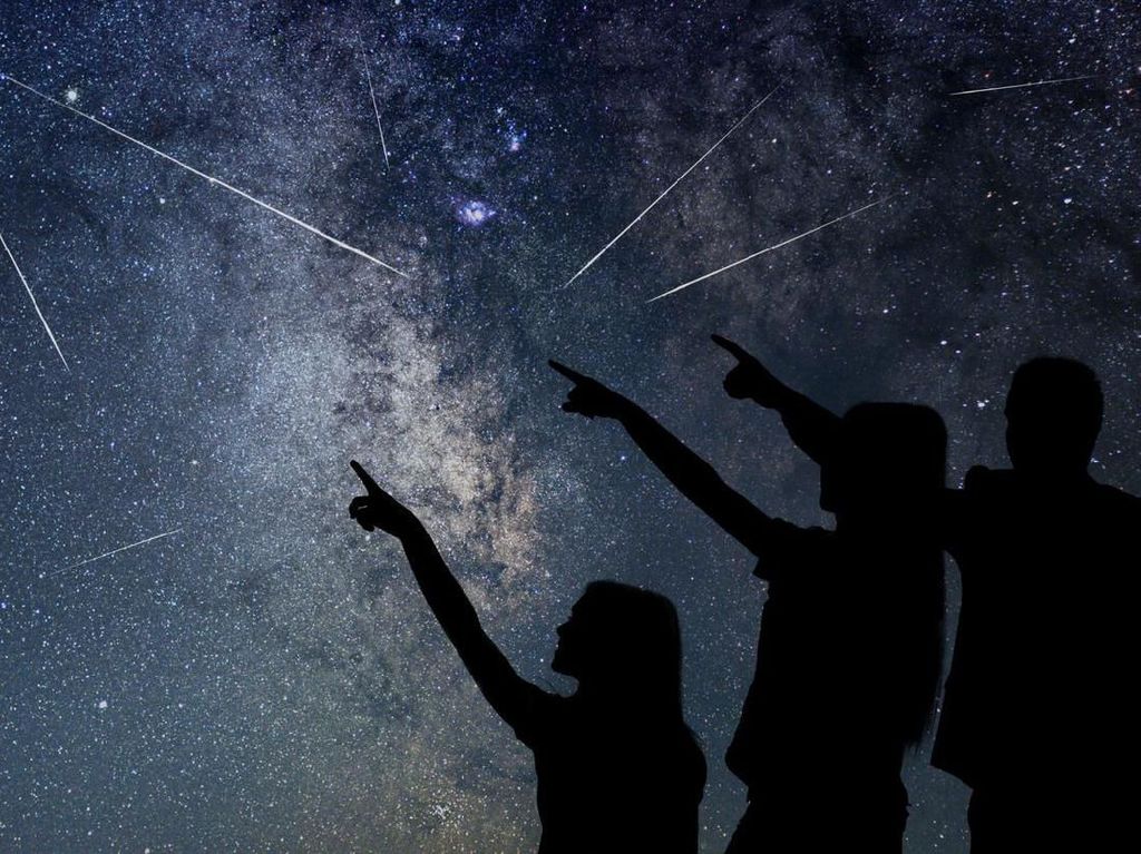 Daftar Fenomena Langit Sepanjang November 2022, Jangan Terlewat Ya! Daftar Fenomena Langit Sepanjang November 2022, Jangan Terlewat Ya!