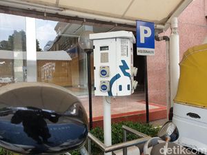 Top! RI Bakal Punya Pabrik SPBU Listrik Top! RI Bakal Punya Pabrik SPBU Listrik