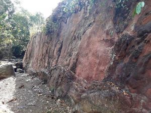 Watu Kelir, Ikon Geopark Karangsambung-Karang Bolong Kebumen