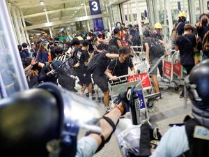 Terkait Demo Hong Kong, Google Hapus 210 Channel Hoax di YouTube