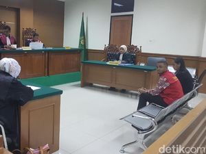 Warga Nigeria Didakwa Cuci Uang Rp 43,9 M Transfer dari Argentina Warga Nigeria Didakwa Cuci Uang Rp 43,9 M Transfer dari Argentina