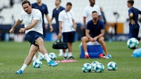 Latihan Chelsea dipimpin langsung oleh Frank Lampard. Reuters/John Sibley.