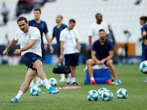 Video: Panas Ekstrem di Philadelphia, Chelsea Kesulitan Berlatih