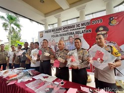 Selama Dua Pekan, Polisi Tangkap 97 Pelaku Kejahatan di Palembang