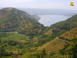 Deretan 3 Tempat Makan Halal di Desa TukTuk Siadong, Bisa Lihat Danau Toba